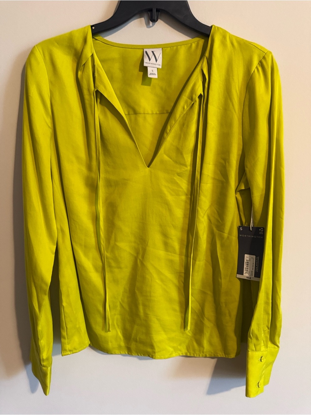 NWT Worthington Chartreuse Split Neck Long Sleeve Blouse Size Small